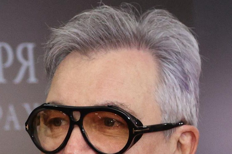 65-летнего телеведущего Дмитрия Диброва подозревают в новом романе