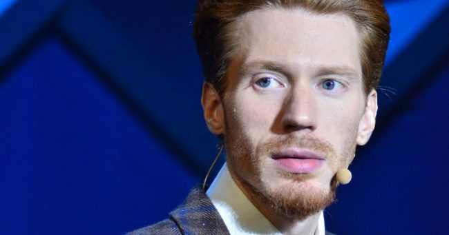 Расставшийся с Аленой Красновой Никита Пресняков откровенничает: «Жена мечтала попасть