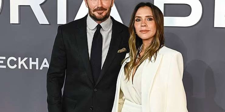 Виктория Бекхэм призналась, что удалила силиконовые импланты, сделанные в девяностых