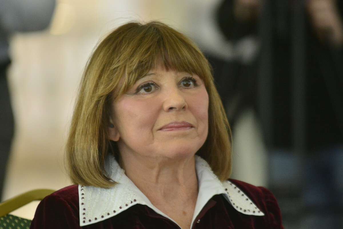 Наталья Варлей