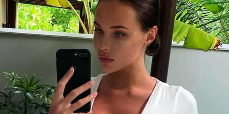 Анастасия Решетова отправилась купаться во время эвакуации: подробности