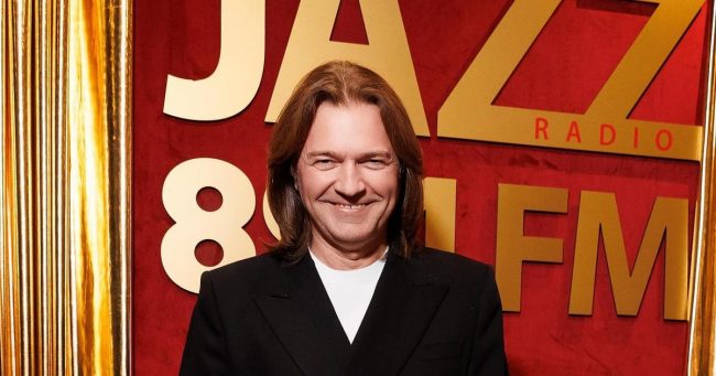 Маликов усомнился в миллионых заработках Кадышевой, Мазаев защитил Диброва после