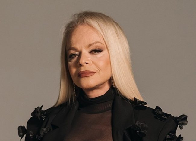 Долина опять сорвала переезд — Лурье не получила квартиру к 5 января