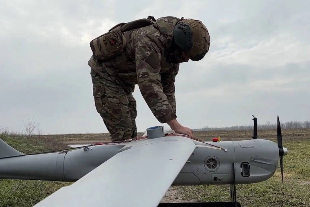 Расчёт БПЛА «Орлан-10» работает в Херсонской области. 