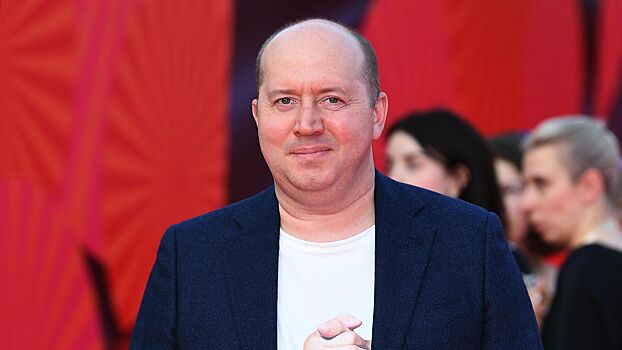 Бурунов рассказал, что помогло ему справиться с алкогольной зависимостью