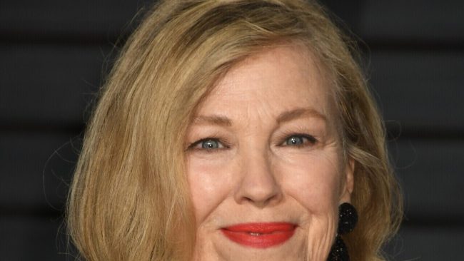 С легендарной «мамой Кевина» Кэтрин О’Хара простились на частной церемонии