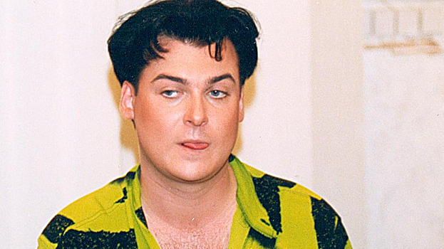 Звезда 90-х Юлиан разоблачил худеющих коллег