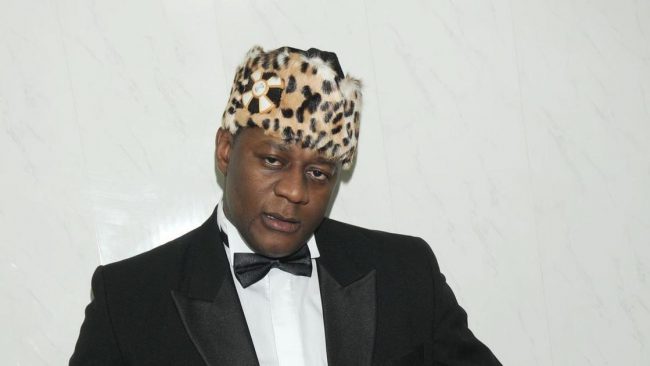 Внебрачный сын Пьера Нарцисса пытается отобрать наследство у его вдовы