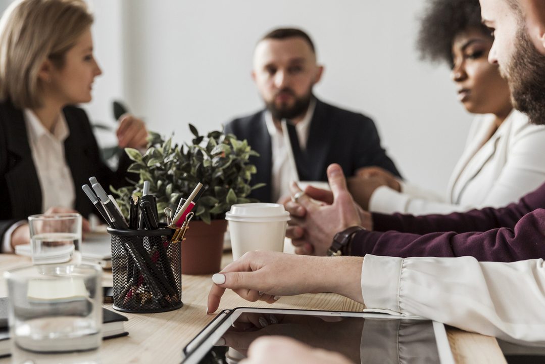 Гороскоп на 14 марта 2026: планируйте деловые встречи