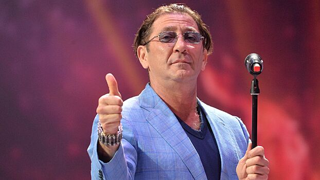 Концертный директор рассказал об особенностях корпоративов на 8 марта