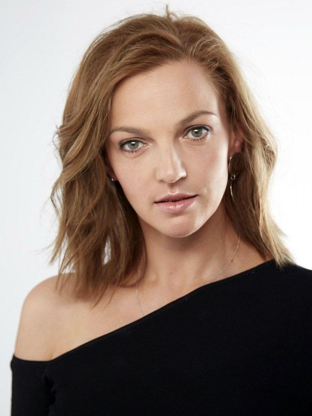 Ирина Леонова