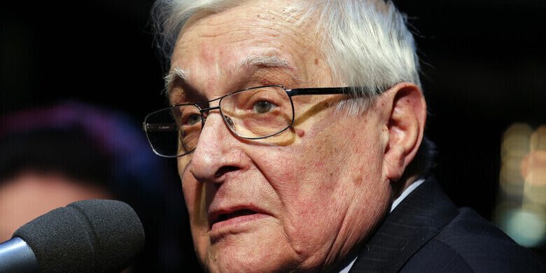 Олег Басилашвили дал первый комментарий после смерти супруги