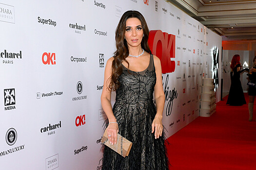 Певица Зара перед началом церемонии вручения ежегодной премии OK! Awards «Больше чем звезды» в Four Seasons Hotel Moscow, 06 ноября 2024 года