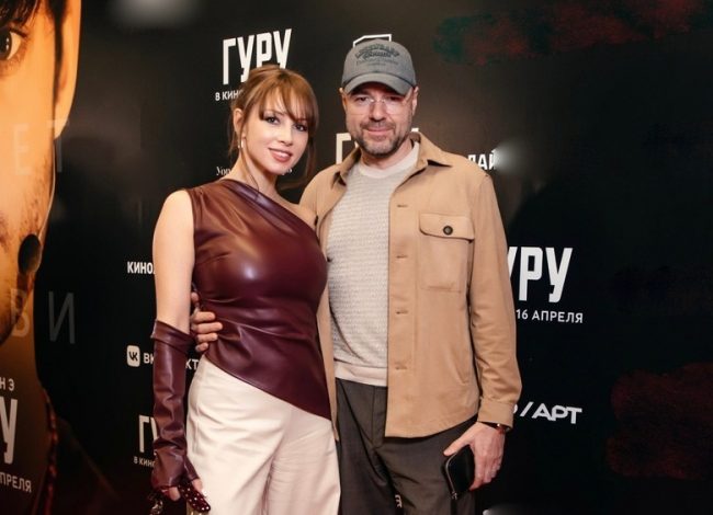 Диброва поделилась секретом любви а Хакамада правилом лидерства