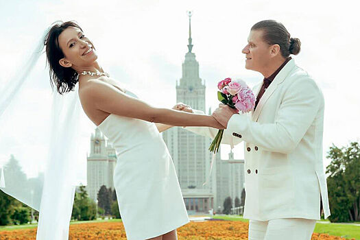 Юмористка Борщева призналась, что считает высокий рост достоинством