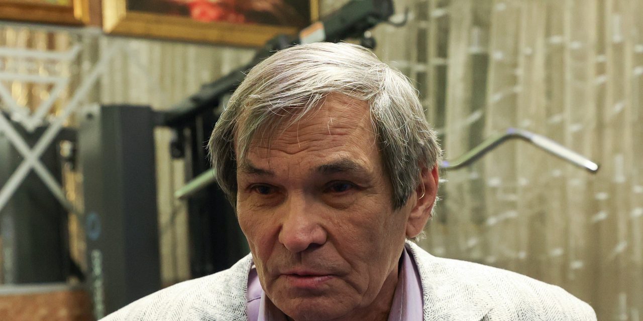 «Иногда ходим спать вместе»: Алибасов раскрыл детали семейной жизни с молодой