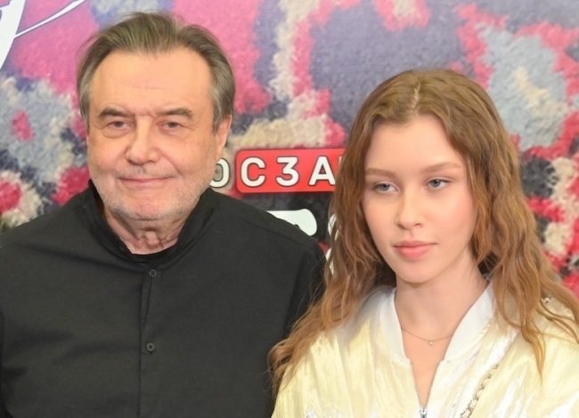 Алексей Учитель впервые отреагировал на слухи об учебе дочери: что он сказал —