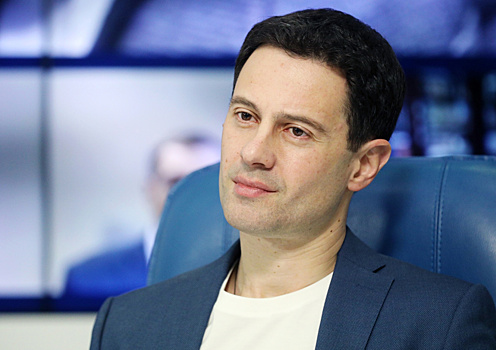 Куда и почему пропал из кино актер Антон Макарский
