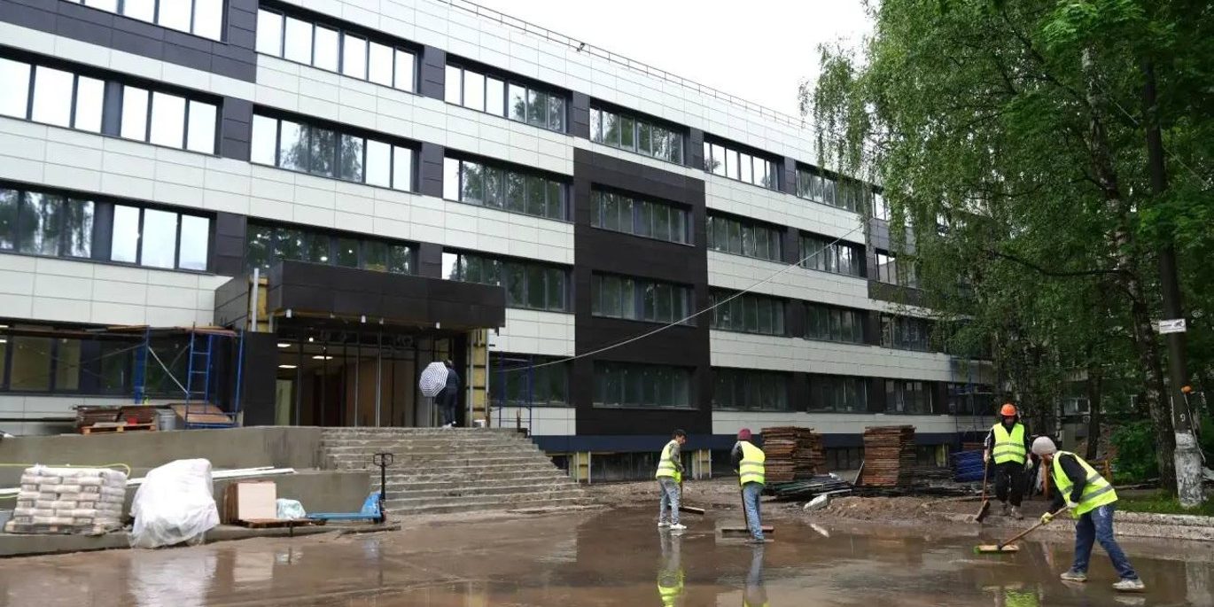 Капремонт главного корпуса Красногорского колледжа завершат к 1 сентября ::