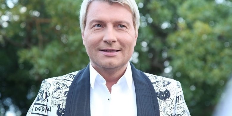 «Сколько же мне лет?»: Басков посмеялся над абсурдными фактами о себе —