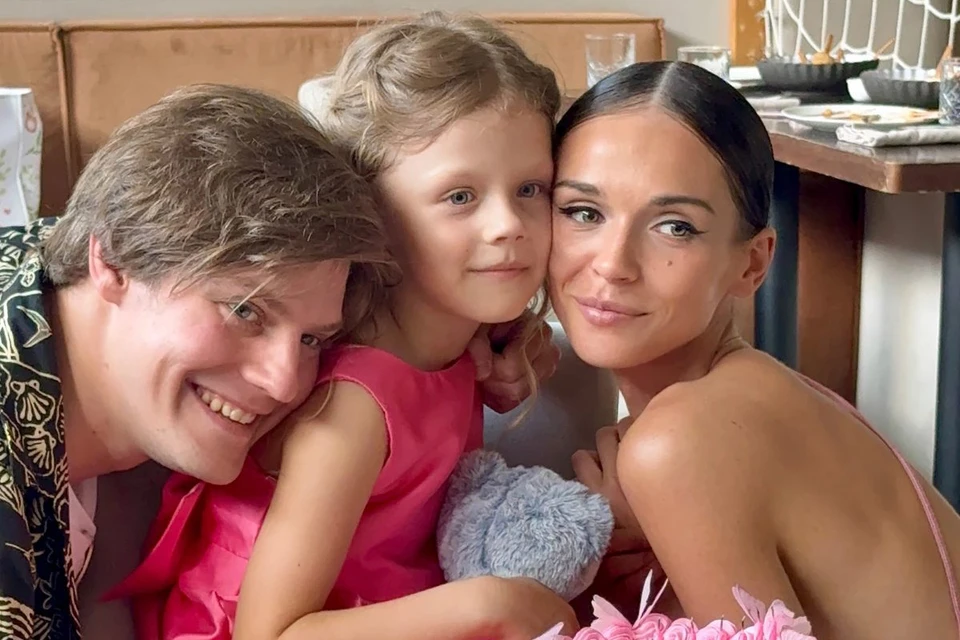 Софья Синицына и Павел Табаков в августе отметили 6-летие дочери Мии. Фото: соцсети.