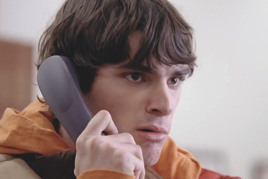 Умер Ар Джей Митт, исполнитель роли Уолтера-младшего в сериале «Во все тяжкие» —